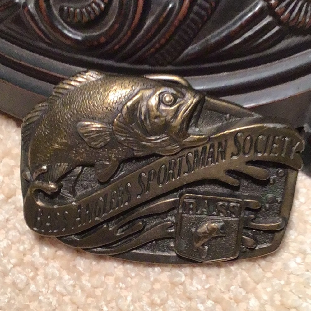 Men’s vintage belt, buckle bass, anglers, sportsman society